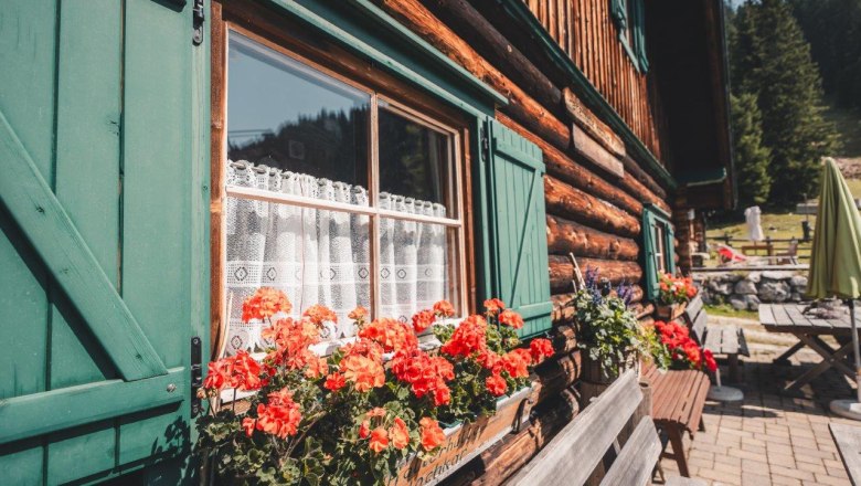 Hochkarlam hut, © Gerald Demolsky Hochkarlam hut, © Gerald Demolsky