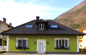 Ferienhaus Platzhirsch, © Platzhirsch Hollenstein Ferienhaus Platzhirsch, © Platzhirsch Hollenstein