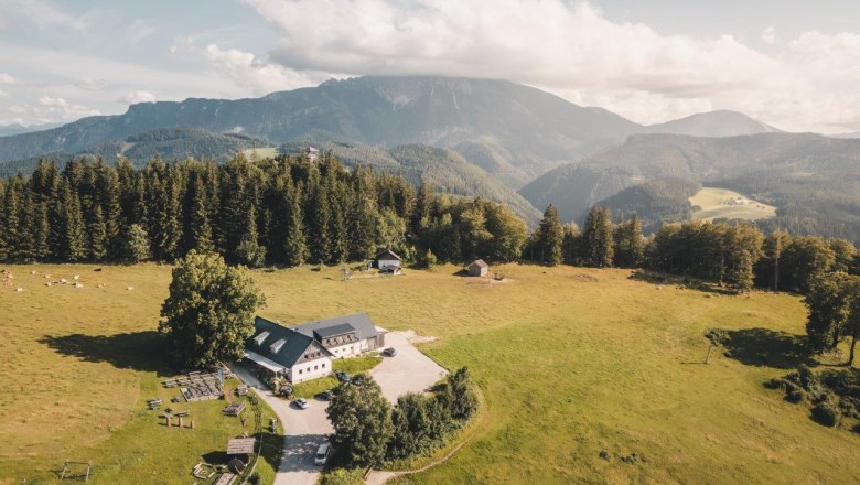 Almhaus Hochbärneck, © Gerald Demolsky Almhaus Hochbärneck, © Gerald Demolsky