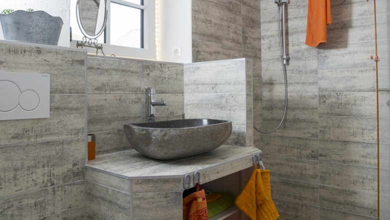 Badezimmer, © Hanni Reichlin Badezimmer, © Hanni Reichlin