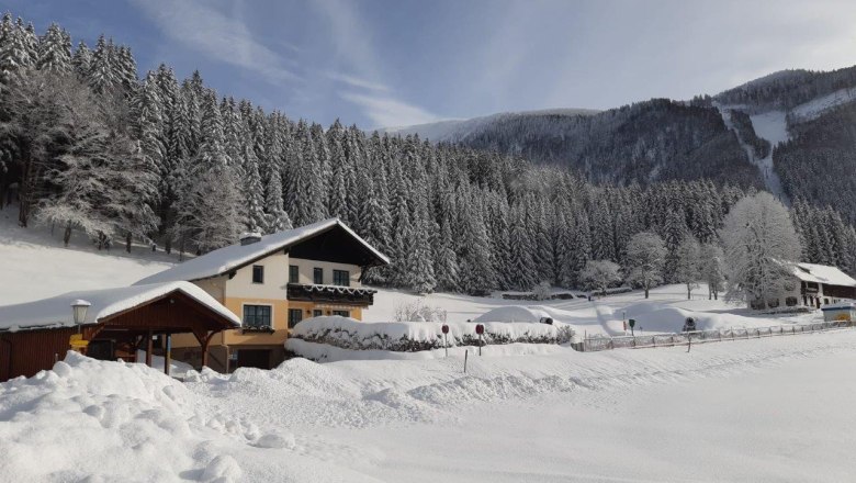 Haus Margarete im Winter, © Margarete Teufel Haus Margarete im Winter, © Margarete Teufel