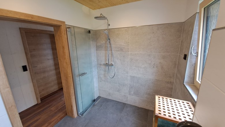 Bathroom first floor, © Oberschindlberg Bathroom first floor, © Oberschindlberg