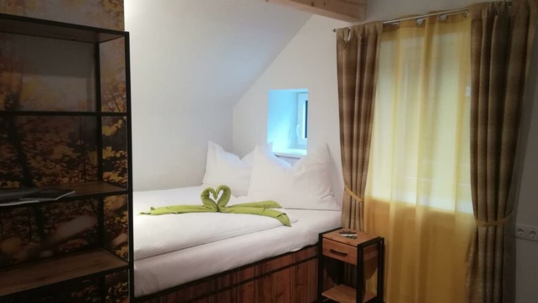 Doppelzimmer Wald, © Thomas Sattler Doppelzimmer Wald, © Thomas Sattler