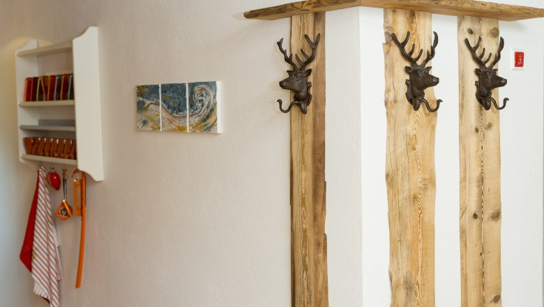 Garderobe, © Hanni Reichlin Garderobe, © Hanni Reichlin