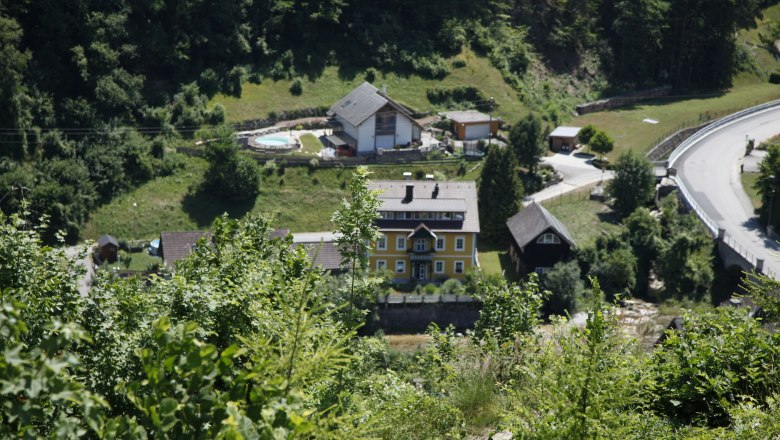 View of the Antonius Chapel to the vacation home on the Ybbs, © Josef Steinbichler View of the Antonius Chapel to the vacation home on the Ybbs, © Josef Steinbichler