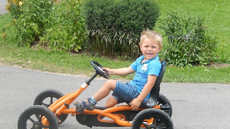Die Gokarts warten auf euch, © Poidlbauer Die Gokarts warten auf euch, © Poidlbauer