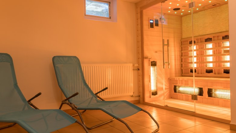 Infrarotkabine im Ferienhaus Weitental, © Gerald Demolsky Infrarotkabine im Ferienhaus Weitental, © Gerald Demolsky