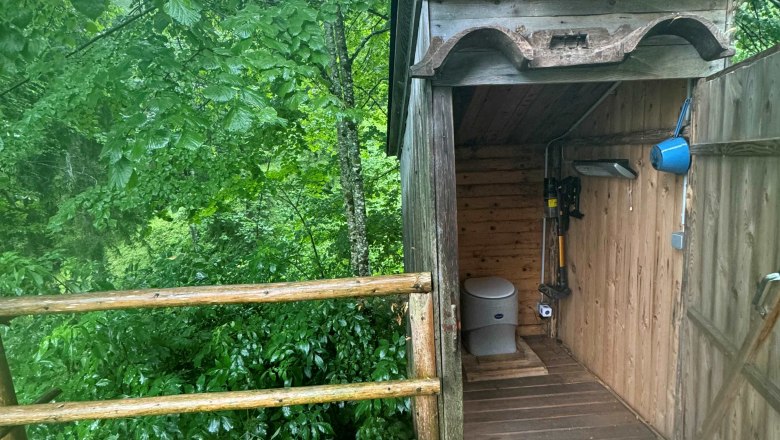 Trockentrenntoilette bei der Holzknechth&uuml;tte, &copy; Mostviertel Tourismus