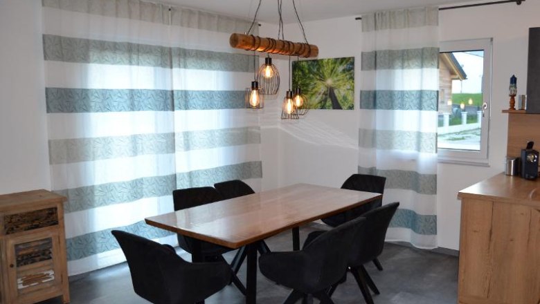 Living/dining area, © Martin Bachner_Happy Nest