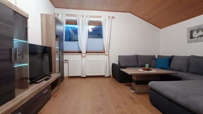 Living room with flat screen, &copy; Ybbstaler Alpen (Katrin Teufel)