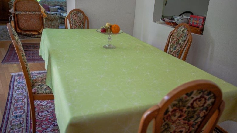 Breakfast table, &copy; itjproductions