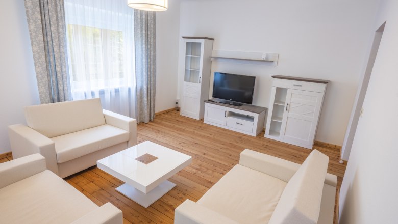 Hammer lord's house, &copy; Theo Kust &ndash; Imagefoto