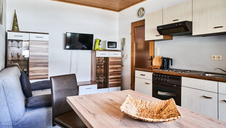 Mountain experience vacation apartment - living area, &copy; Fotolois