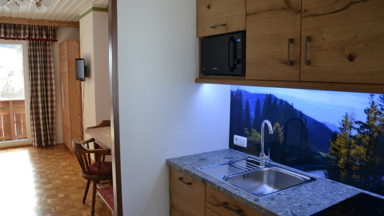 Kitchen and living room, &copy; Karin Redlsteiner