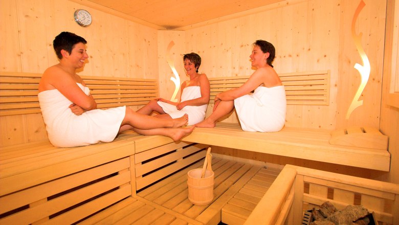 Finnish sauna, &copy; Christian F&uuml;rnholzer