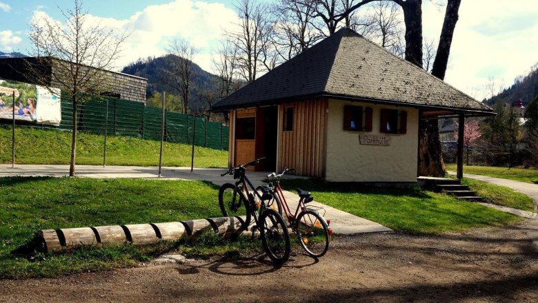 Bicycle parking in front of the parking hut, &copy; Familie Blieweis