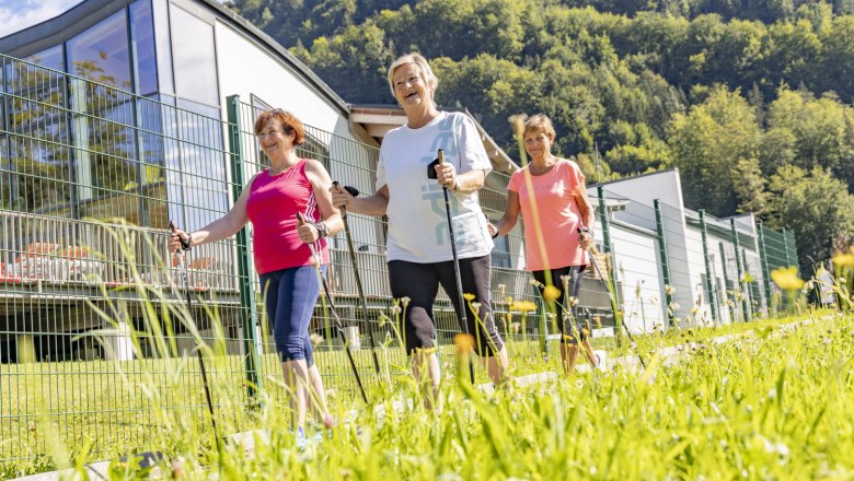 Outdoor fitness in the fitness park, © Emotion Therapiezentrum GmbH