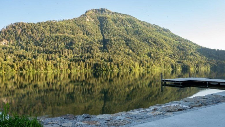 View over the Lunzer See lake, © Österreichs Wanderdörfer / bugsandbears