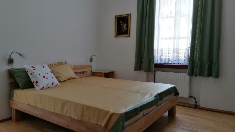 Schlafzimmer, &copy; Elenora Buder