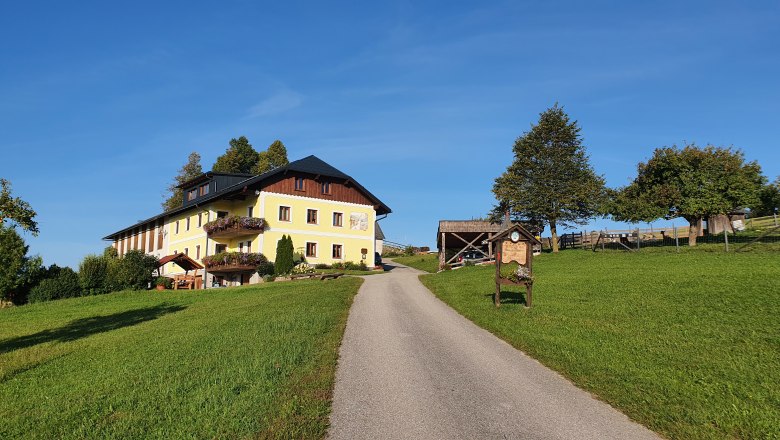 Biobauernhof Mitterhirschberg, © Familie Schweighuber