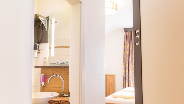 cozy rooms at Gasthof Jagersberger, © Falke Media