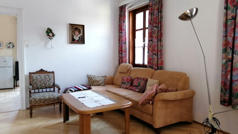 Living room, &copy; Elenora Buder