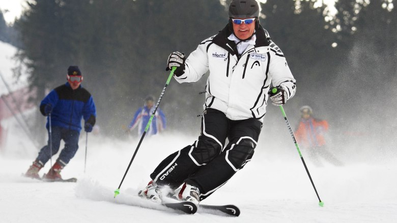 179_shepherd-skiing_day_thistle_piste_clamp-franz, © (C)FotoLois.com, Alois Spandl