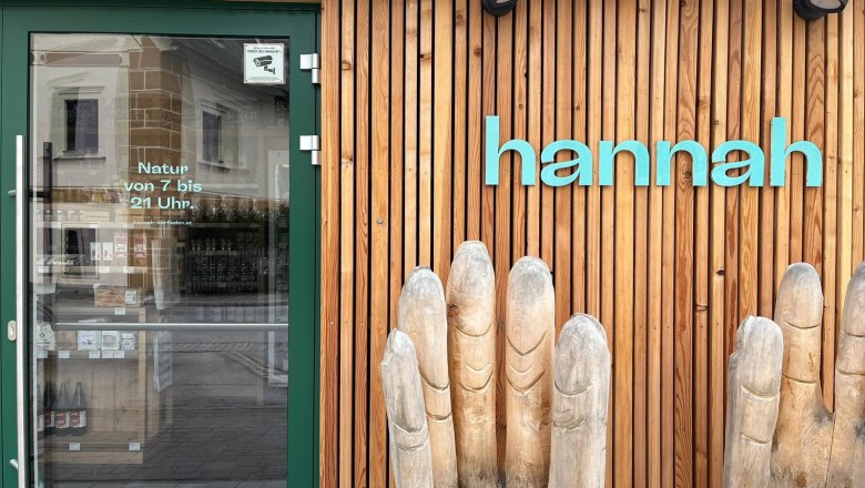 hannah village store exterior view, &copy; Julia Stix