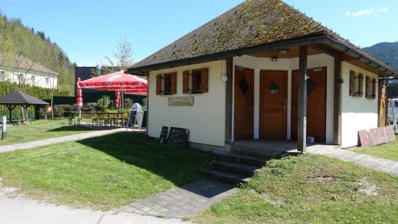 Park hut in summer, &copy; Familie Blieweis