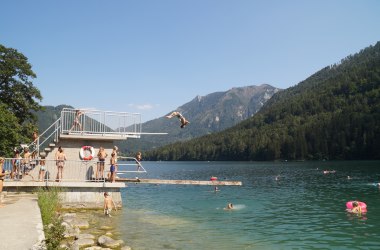 Cooling down in the Lunzer See, © Marktgemeinde Lunz am See