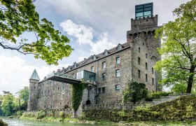 Castle Rothschild in summer, © Cornelia Engleder