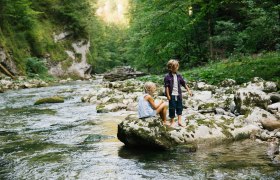 Children by the water, &copy; Mostviertel