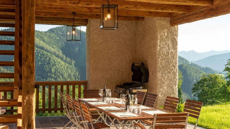 Barbecue area, &copy; Obersteinriegl