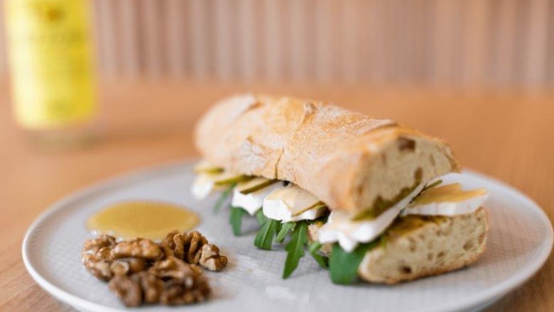 Lietz store, &copy; Falke Media