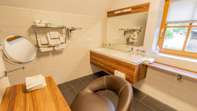 Badezimmer, &copy; Ludwig Fahrnberger