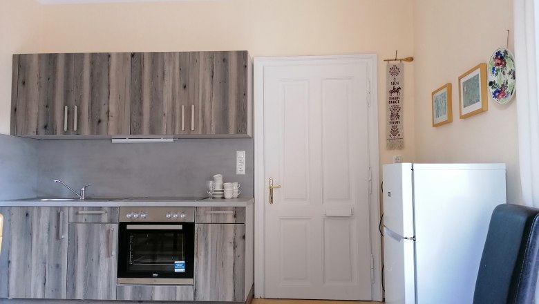 Kitchen, &copy; Buder Elenora