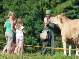 On the Hochkar on the mountain pasture (Copyright: weinfranz.at), &copy; Mostviertel