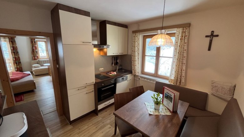 Esseecke in der Sonnigen Ferienwohnung im Glockriegl, &copy; Angelika Grasberger