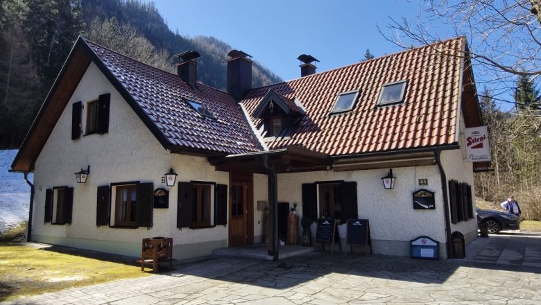 Schindlh&uuml;tte in spring, &copy; Andreas Rasch