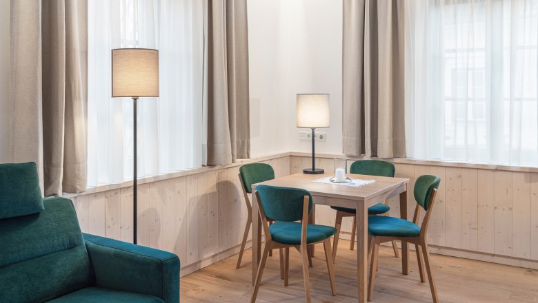 Zimmer & Apartments "Gasthof zum Goldenen Hirschen", © Doris Schwarz-König