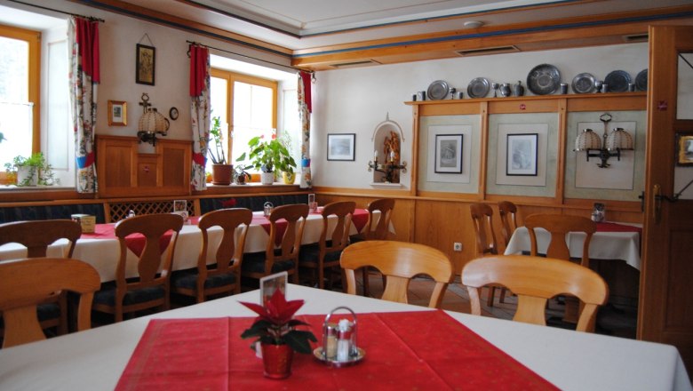 Grubbergwirt Inn, &copy; Gerhard Riegler
