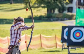 It starts with shooting at targets, © Ludwig Fahrnberger