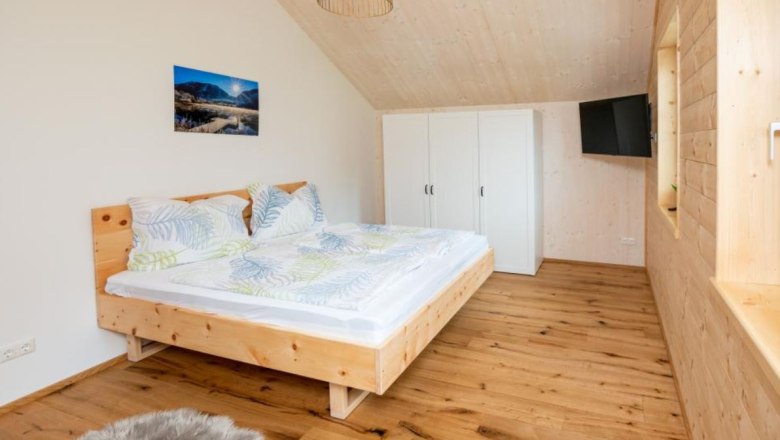 Bedroom, © Chalets Lunz am See