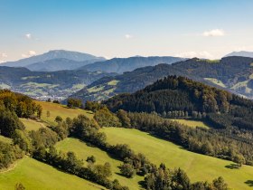 Ausblick auf die Mostviertler Bergwelt, &copy; Theo Kust