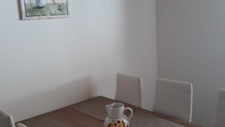 Esstisch, &copy; Robert Leichtfried