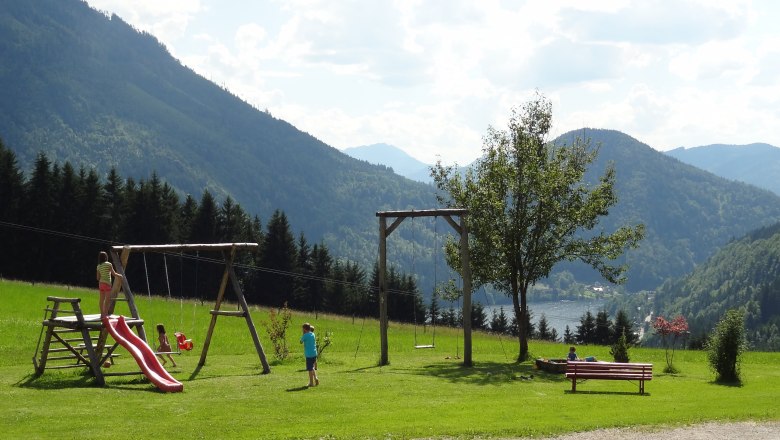 Spielplatz am Biohof Moas, &copy; Familie Buber