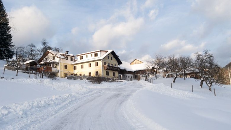 Traumhafte Winterlandschaft rund ums Haus, &copy; Grasberger